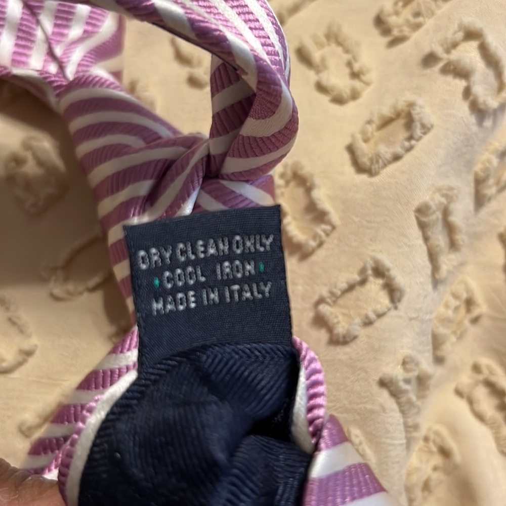 Burberry neck tie - Picture 4 of 4